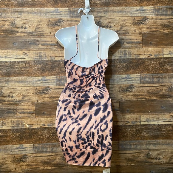 Blush mark Animal Print Pink and Blue printed Rutched dress in medium M - Picture 2 of 3